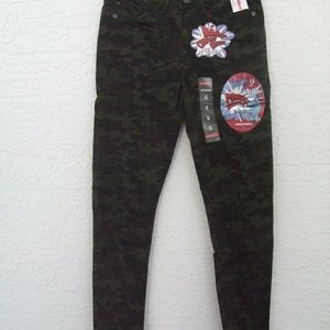 Union Bay Magic Comfort Waist Army Camo Jeggings 5